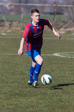 Bild 336 - Herren TSV Wiemersdorf - TuS Hartenholm III : Ergebnis: 2:1